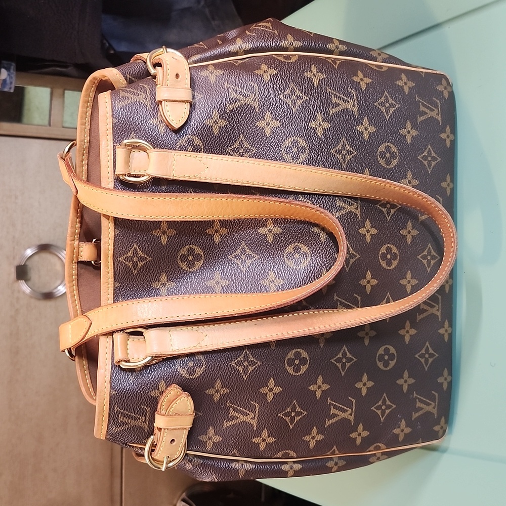 Louis Vuitton Vertical Batignolles